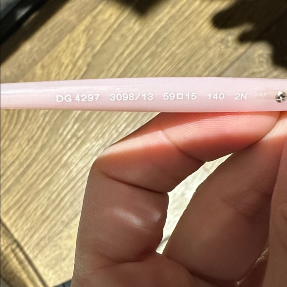 AUTHENTIC Dolce & Gabbana Blush Pink Sunglasses DG4297 - Picture 8 of 8